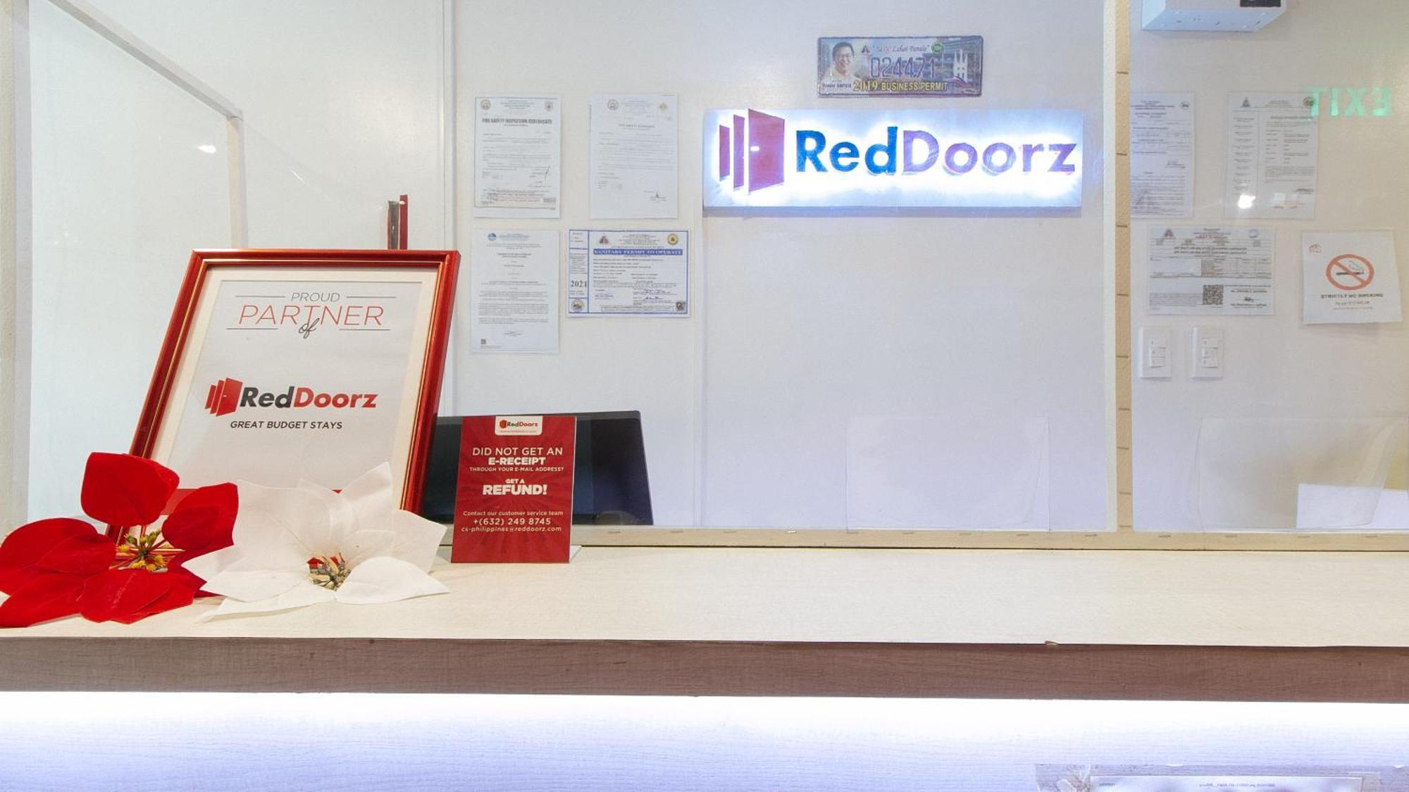 Reddoorz Near Fernwoods Garden Quezon City Cidade Quezon Exterior foto